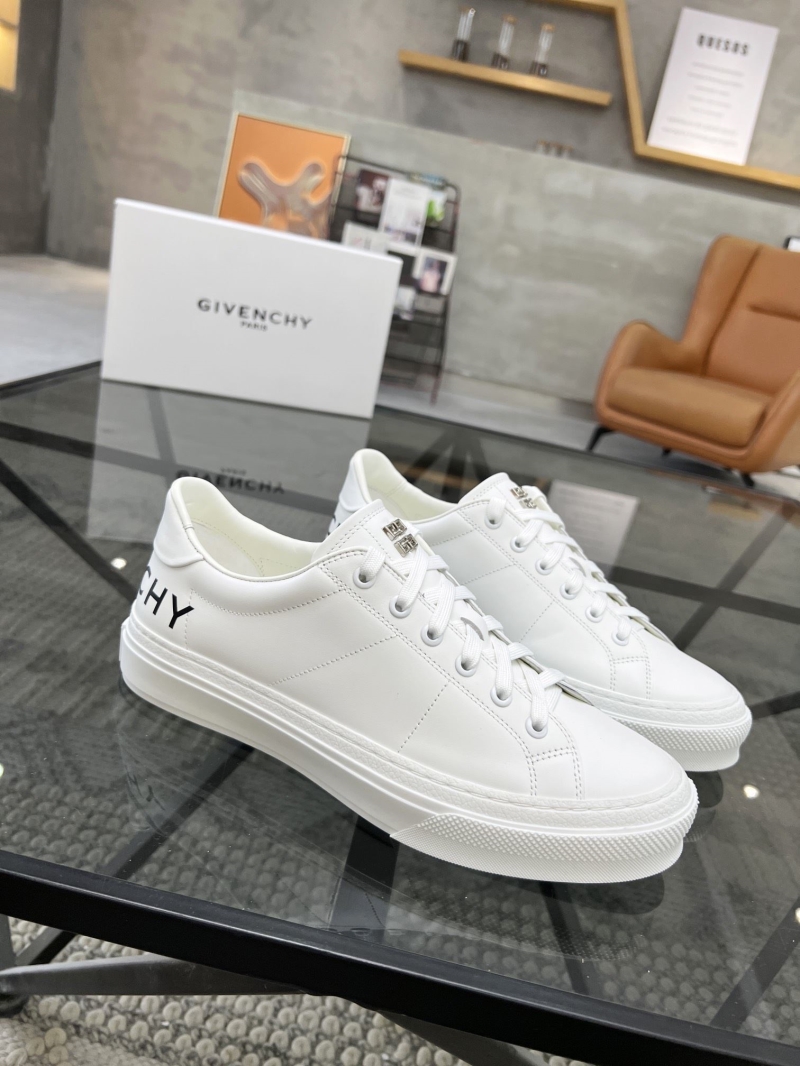 Givenchy Sneakers